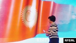 Роза Отунбаева 3-июлда ант берип, президенттик кызматына расмий киришти