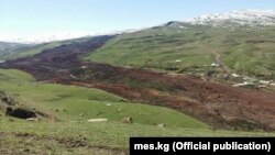 Оползень в селе Жалпак-Таш.