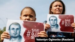 За останні два місяці число росіян, які знають про голодування українського режисера Олега Сенцова, яке він оголосив у російській колонії в травні, зросло майже в півтора рази