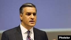 Арман Татоян
