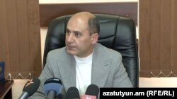 Գյումրիի քաղաքապետի թեկնածու Մարտուն Գրիգորյանը հանդես է գալիս մամուլի ասուլիսով, 30-ը մարտի, 2025թ., Գյումրի