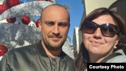 Иван Мысенко с женой в Мексике