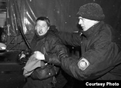 З інфармацыйнай стужкі 2008: «Андрэй Лянкевіч... быў зьбіты да крыві. Пры сабе меў прафэсійныя фотаапараты і журналісцкае пасьведчаньне»