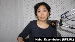 Кыргызстандын Улуу Британиядагы мурдагы элчиси Гүлнара Искакова.