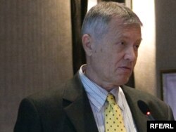 Алег Манаеў