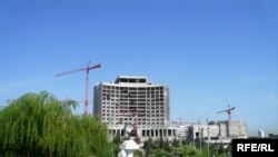 N.Nurmämmedow: “Şol pul serişdeleri gurluşyklara nähili, näçe wagtda we näderejede barýar? Ine, şu zatlara baglylyk bar”.