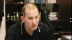 Мұхтар Жәкішевтің "ҰҚК тергеуінде айтқаны" туралы YouTube сайтында жарияланған видеодан скриншот. 5 қараша 2009 жыл.