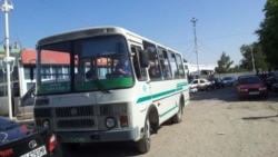 Diňle: Sowet döwründen galan köne awtobuslar köçelerden aýryldy, täze awtobuslar azlyk edýär – Türkmenabat
