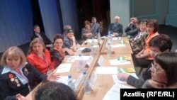 Секциядә кызу бәхәс бара