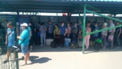 Очередь на КПВВ «Станица Луганская»