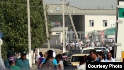 Өзбек-казак чек арасы. Архивдик сүрөт. 