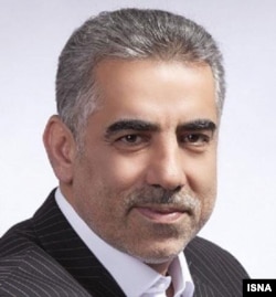 اسدالله عباسی معاونت توسعه و منابع وزارت کار و دو دوره نمایندگی مجلس را در کارنامه خود دارد.