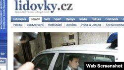 Борбордук Чехиянын экс-губернатору Давид Ратты полиция пара алып аткан жеринен кармаган