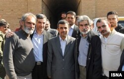 بازدید احمدی‌نژاد از مراحل تولید فیلم رنج و سرمستی