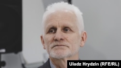 Алесь Бяляцкі, архіўнае фота 