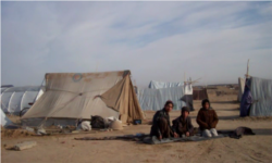 Мирные жители были перемещены в результате боевых действий в районах Джаузджана Дарзаб и Куш-Тепа еще до захвата власти талибами. 31 декабря 2017 года.