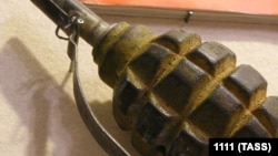 Generic -- grenade F1