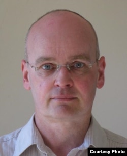 Британиялик инжинер, футуролог олим Йан Пирсон 50 йилдан кейин инсоният қандай бўлиши тўғрисидаги тасаввурини Озодлик муштарийларига гапириб берди.