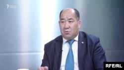 Каныбек Исаков.