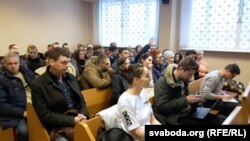 У судовай залі