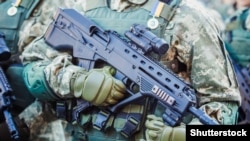 В українців може бути на руках від 2 до 5 мільйонів одиниць незадекларованої зброї, кажуть в МВС