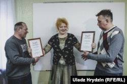 Аляксандар Кабанаў, Вольга Мікалайчык і Сяргей Пятрухін на ўручэньні прэміі «За мужнасьць» імя Віктара Івашкевіча 21 сакавіка 2019 году