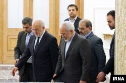 آقای جعفری روز یک‌شنبه برای دیدار با برخی مقام‌های ایرانی به تهران سفر کرد