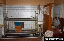 Калёнія №1 на Кальварыйскай. Фота зробленае адразу пасьля таго, як калёнію расфарміравалі перад зносам. 2010 год