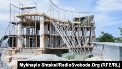 Ремонт колонади-бельведеру обіцяли завершити цього року