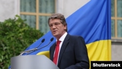 Третій президент незалежної України Віктор Ющенко під час прес-конференції біля Адміністрації президента. Київ, 06 червня 2007 року