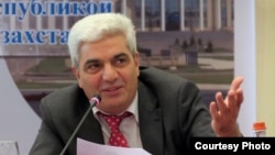 Руководитель Аналитического центра глобализации и регионального сотрудничества Степан Григорян (архив)