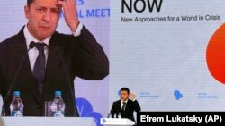 Президент України Володимир Зеленський виступає на форумі Ялтинська європейська стратегія (YES). Київ, 13 вересня 2019 року