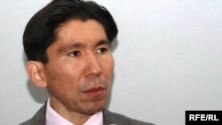 Саясаттанушы Досым Сәтпаев