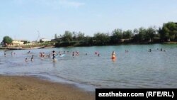 Her ýyl tomus aýlarynda çagalaryň suwa gark bolmagy bilen bagly pajygaly hadysalar köpçülige mälim bolýar. 