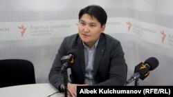 Гражданский активист Адиль Турдукулов.