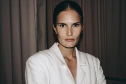 Українська модель і телеведуча Алла Костромічова