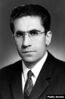 رحیمی یک سوسیالیست منتقد کمونیسم بود و منتقد جدی آل‌احمد، شریعتی، و حتی شایگان.