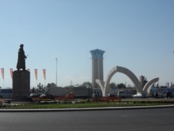 Акын Жамбылдын айкели. Тараз шаары, Казакстан. 07.10.2015.