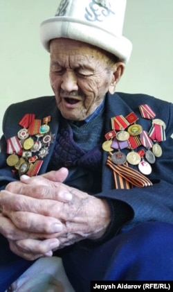 Согуштун ардагери Ашыр Рахматов.