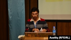 Эмраһ Бакышлы, Төркиядә кырымтатар активисты һәм архитектор