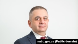 Раніше Гізо Углаву усунули від виконання повноважень за власною заявою.