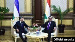 Шавкат Мирзияев и Эмомали Рахмон. Фото сайта президента Таджикистана.