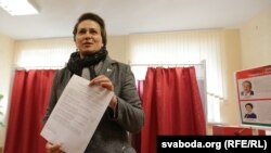 Тацяна Караткевіч, галасаваньне на прэзыдэнцкіх выбарах, 10 кастрычніка 2015