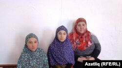 Розалия Рәхимова кызлары Эльмира һәм Гөлмира белән