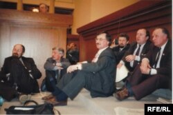 Парлямэнтары-галадоўнікі