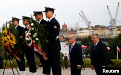 Президенти Польщі Броніслав Коморовський та Німеччини Йоахім Гаук на пам'ятних заходах до 75-річчя німецького вторгнення в Польщу, Ґданськ, Вестерплятте