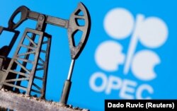 چهار برابر شدن قیمت «طلای سیاه» در ۱۹۷۳، که «شوک» نفتی نام گرفت، چرخشی بود بی‌سابقه در تاریخ اقتصادی جهان معاصر