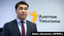 Жанарбек Акаев.