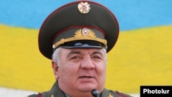 Юрий Хачатуров