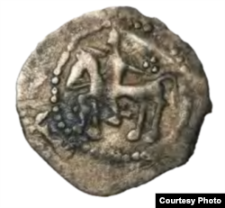 Чвэрць граша або двудэнар, Ягайла, 1387–1392. Lietuvos banko Pinigų muziejus